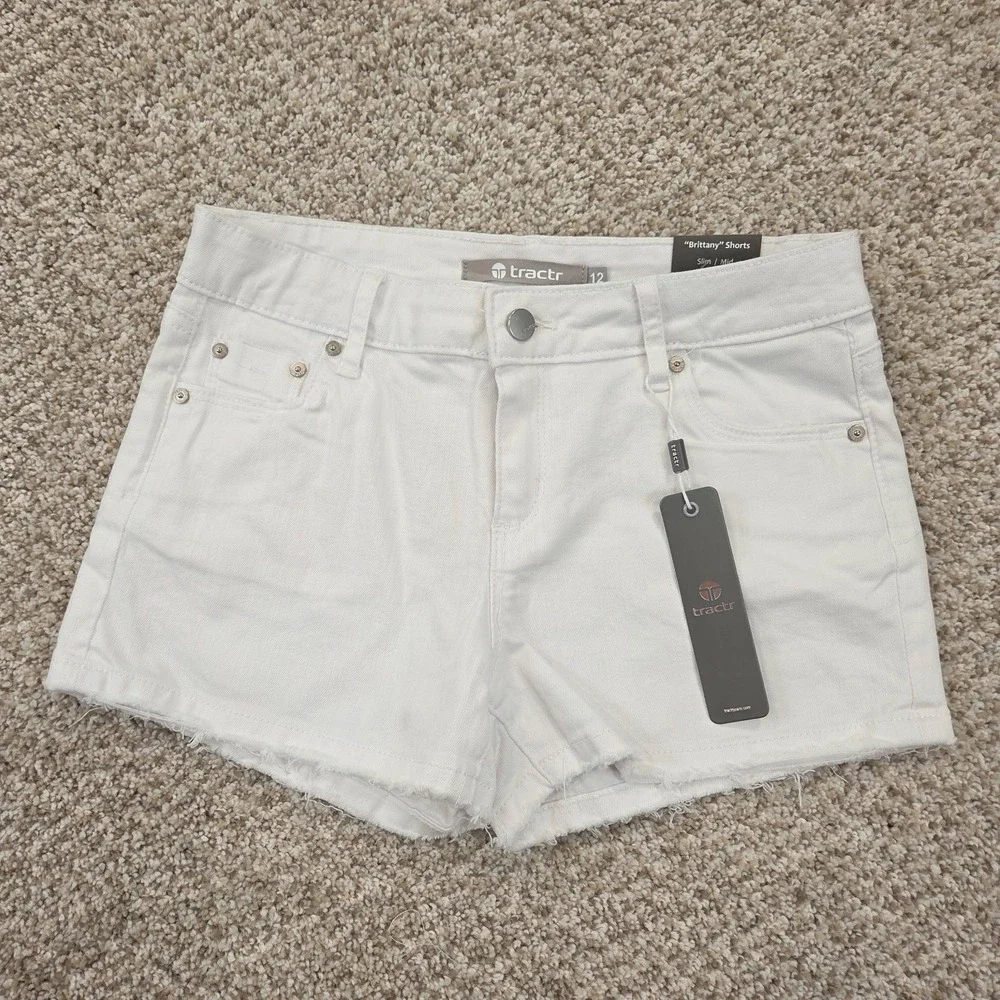 NEW tractr Brittany Slim Fit Mid Rise Shorts Girls Size 12 Raw Hem white
